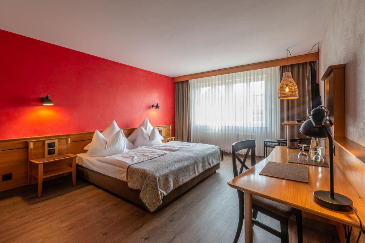Biobausewein Wein Hotel Leben Iphofen Eksteriør bilde